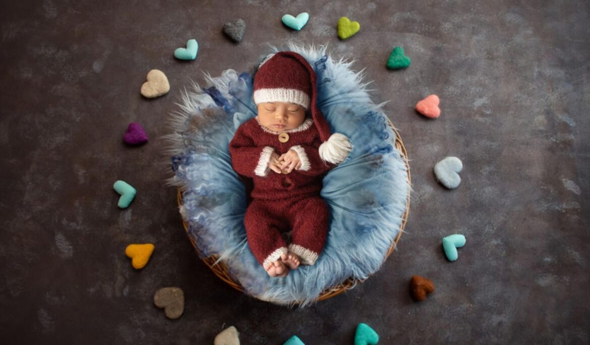What Are Some of the Best Newborn Baby Photographers in India